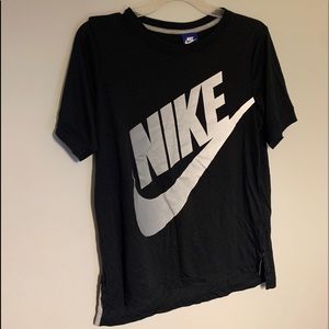 Nike tshirt